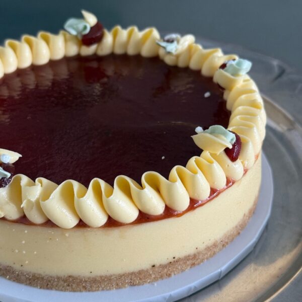 BAKED CHEESECAKE